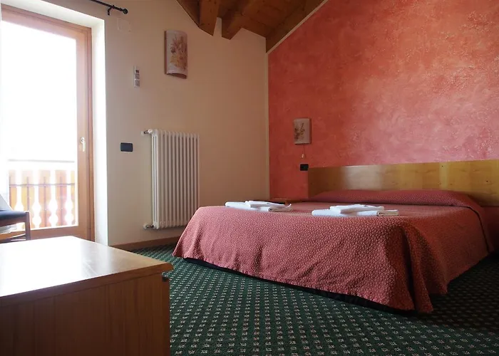 Отель Belvedere 3*